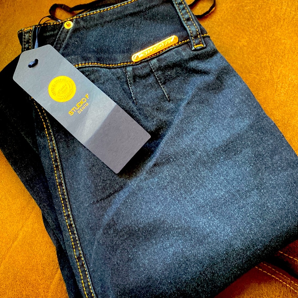 Colombian Jean